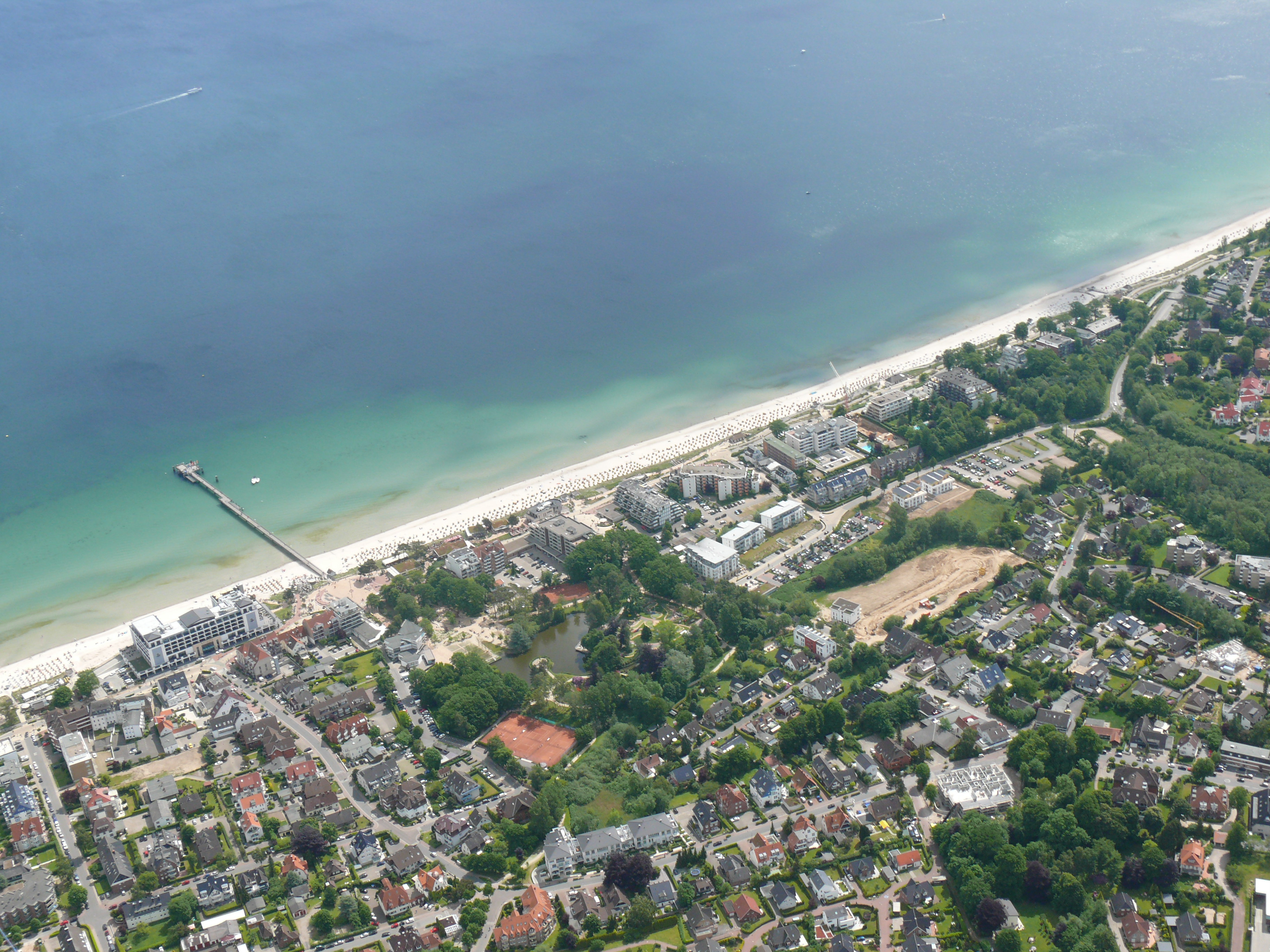 Baugrundstück in Strandlage für EFH/DHH